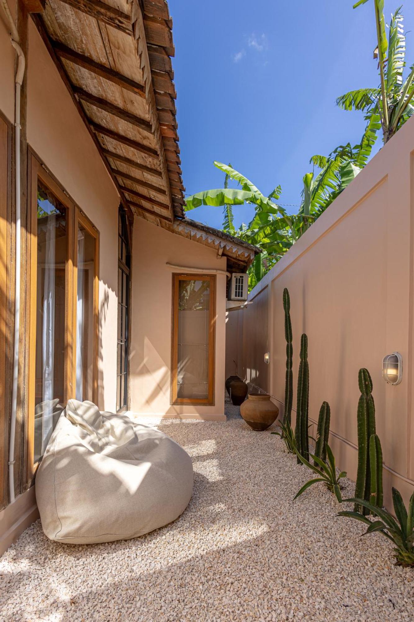 The Pink Joglo, A Cheerful 3Bdr Villa W/Pool And Rice-Field View. Dalung  Екстериор снимка