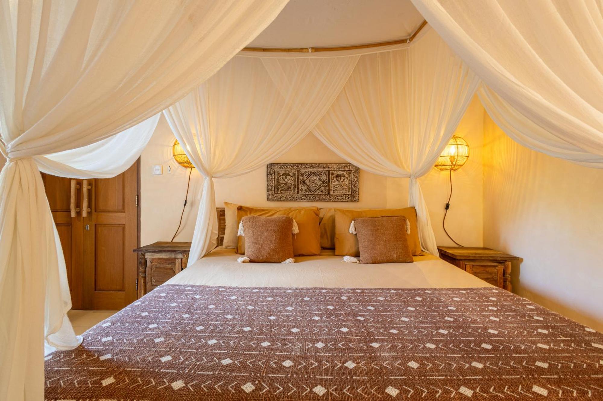 The Pink Joglo, A Cheerful 3Bdr Villa W/Pool And Rice-Field View. Dalung  Екстериор снимка